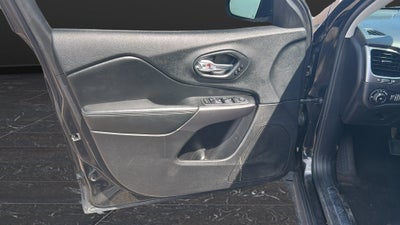 2020 Jeep Cherokee Limited FWD