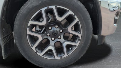 2025 RAM 1500 Laramie Crew Cab 4x4 5'7" Box