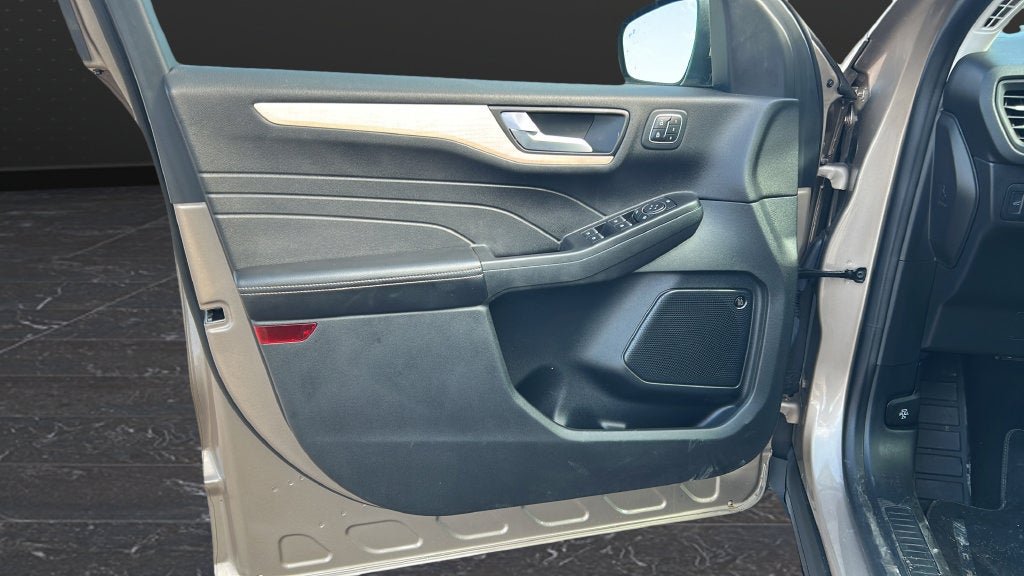 2021 Ford Escape Titanium