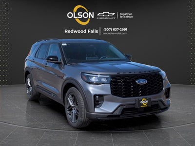 2025 Ford Explorer ST-Line