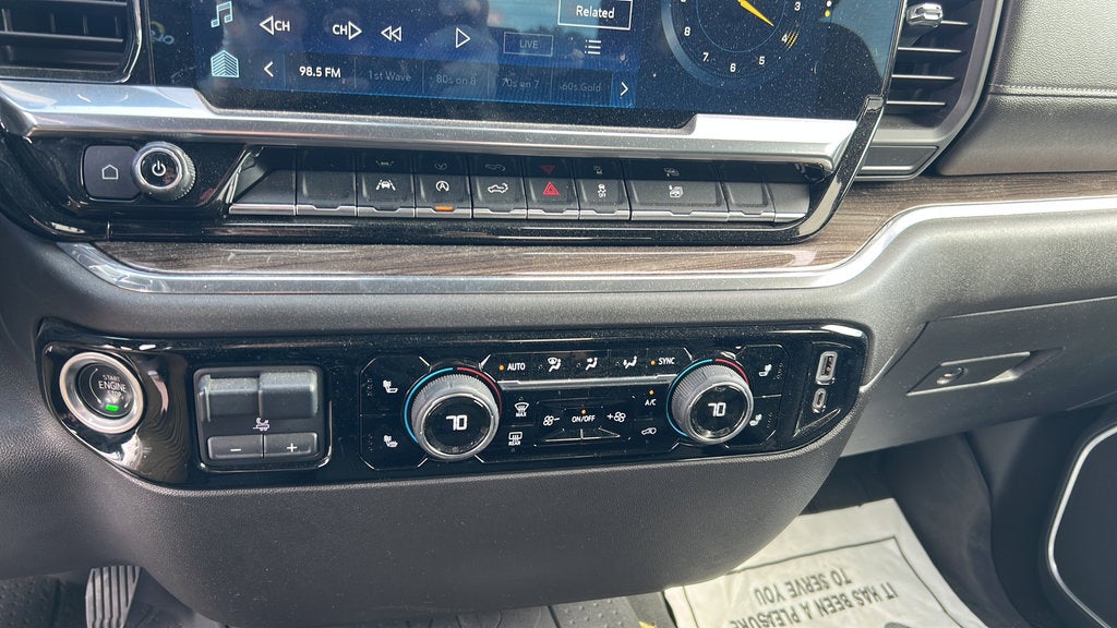 2023 Chevrolet Silverado 1500 LT - Photo 14