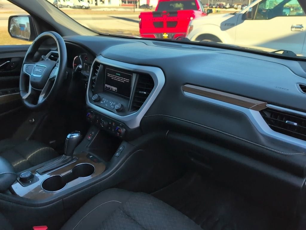 2018 GMC Acadia SLE