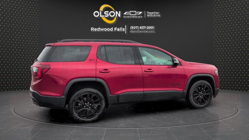 2023 GMC Acadia SLT