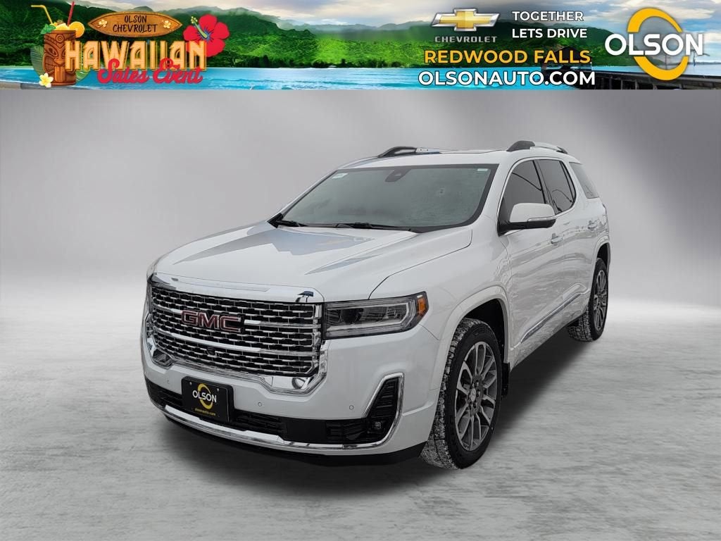 2023 GMC Acadia Denali