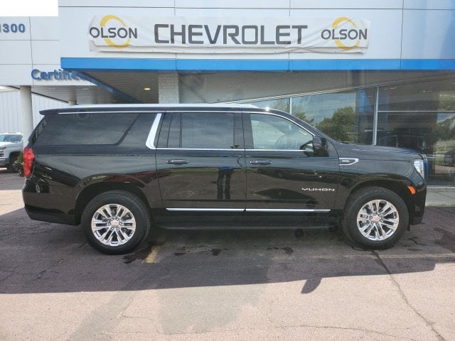 2023 GMC Yukon XL SLT
