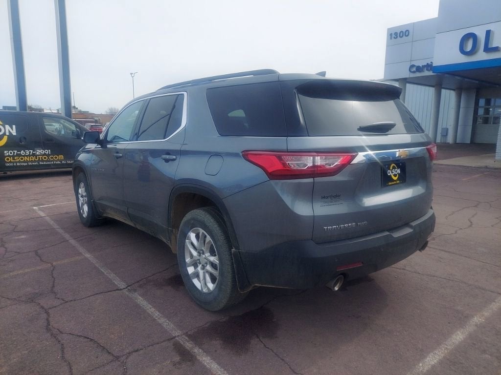 2021 Chevrolet Traverse LT Cloth