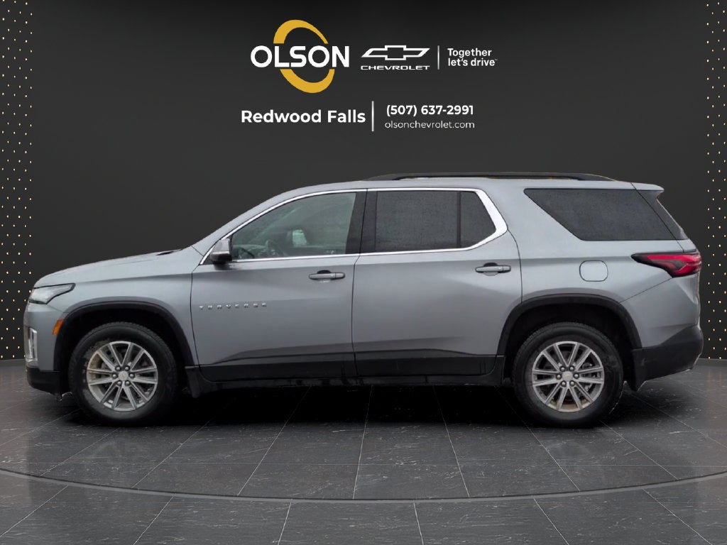 2023 Chevrolet Traverse LT Leather