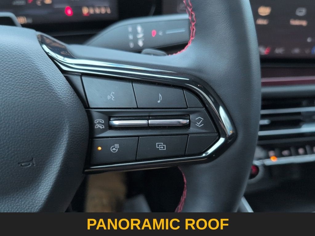 2025 Chevrolet Traverse RS