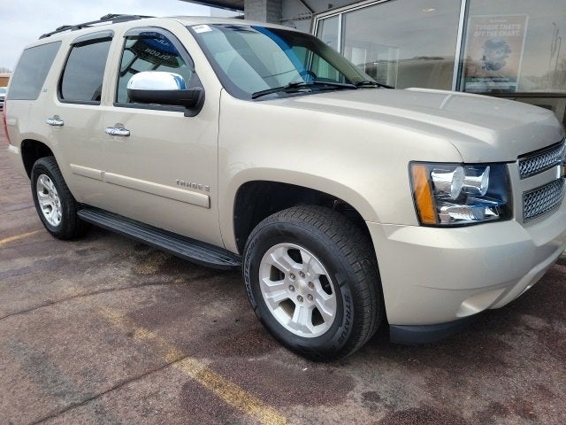 Used 2008 Chevrolet Tahoe LS with VIN 1GNFK130X8J137613 for sale in Redwood Falls, Minnesota