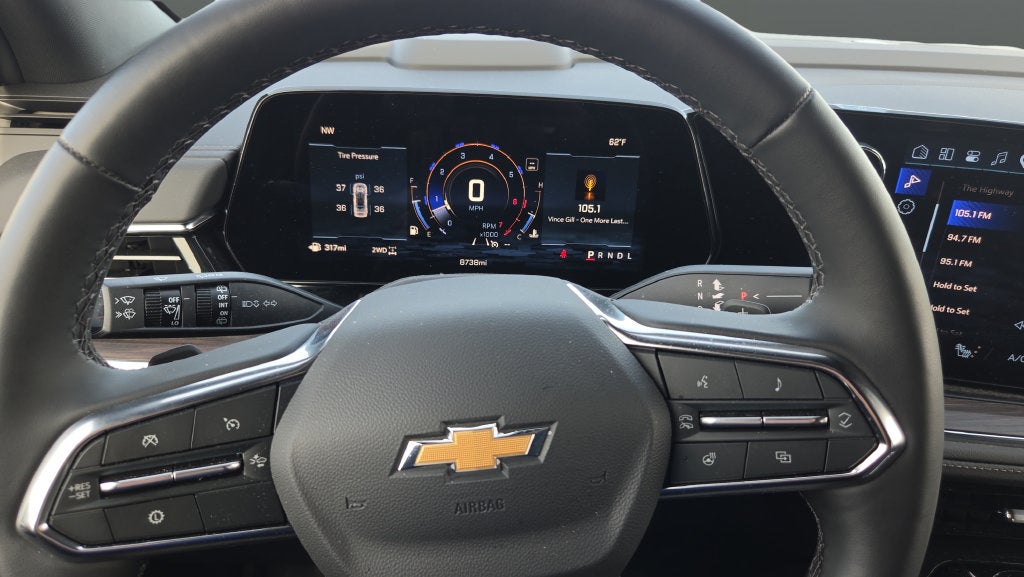 2025 Chevrolet Suburban LT