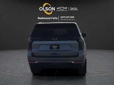 2025 Chevrolet Suburban LT