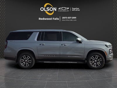 2025 Chevrolet Suburban LT