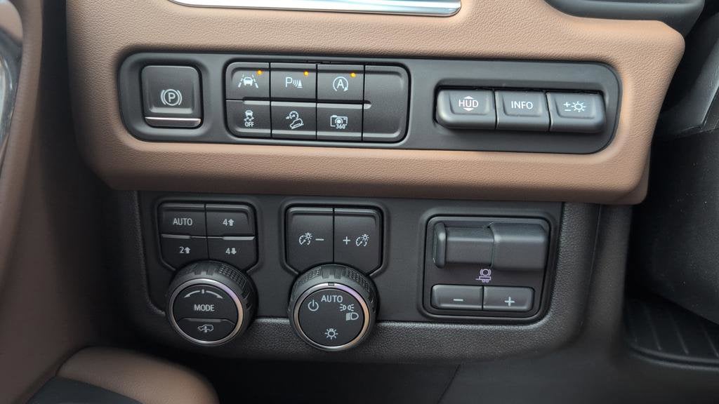 2023 Chevrolet Suburban High Country