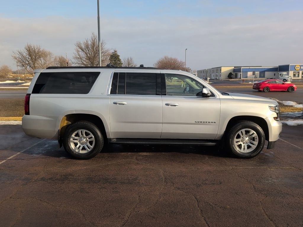 2019 Chevrolet Suburban LT