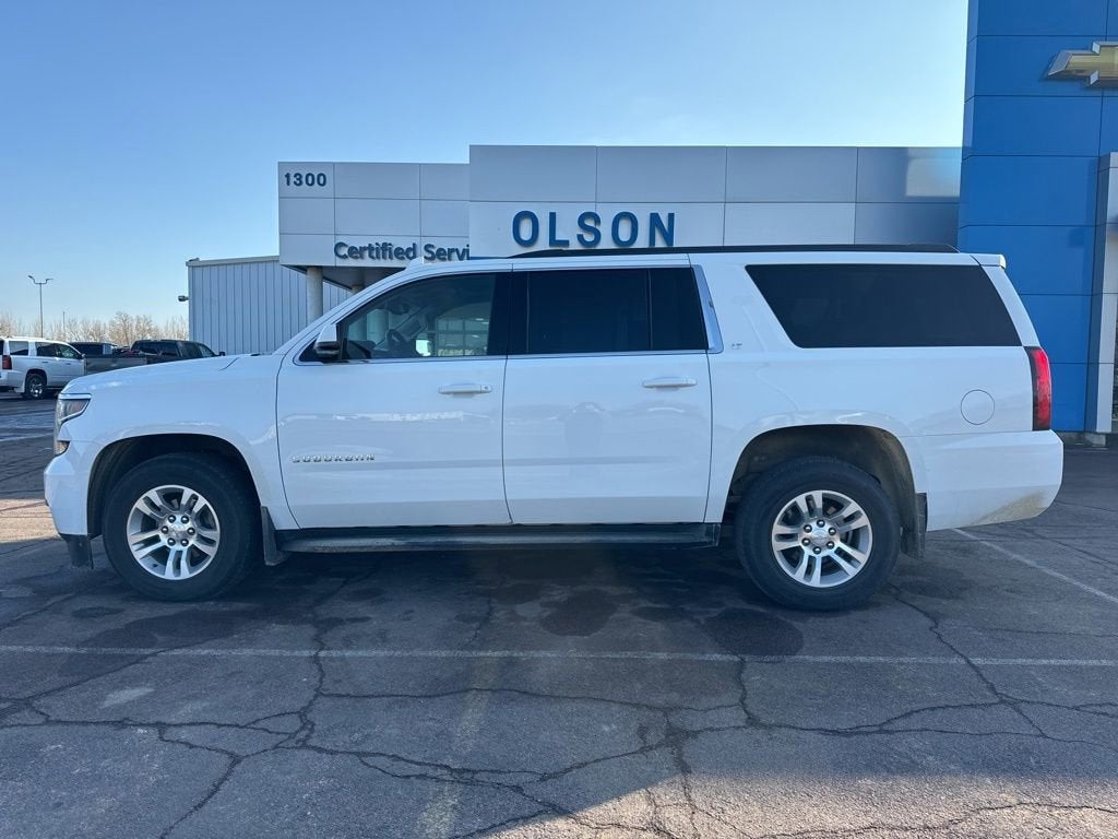 Used 2017 Chevrolet Suburban LT with VIN 1GNSKHKC4HR288970 for sale in Redwood Falls, Minnesota