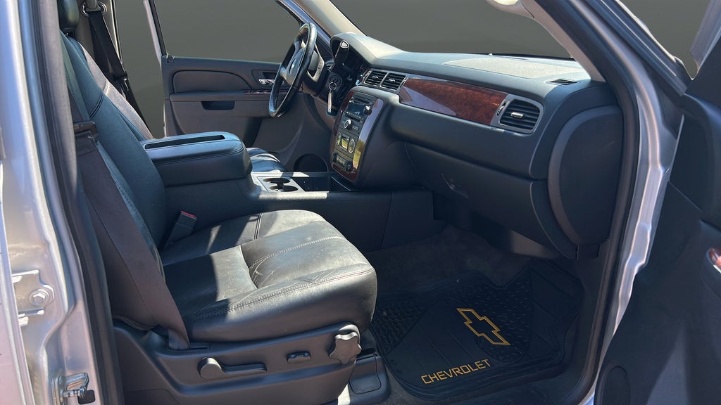 2014 Chevrolet Suburban LT