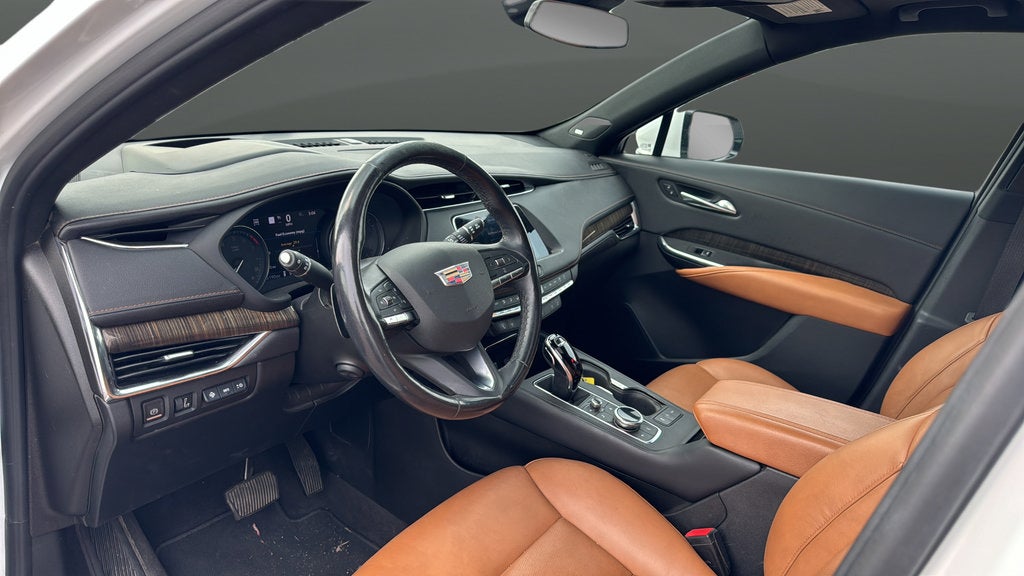 2023 Cadillac XT4 AWD Premium Luxury