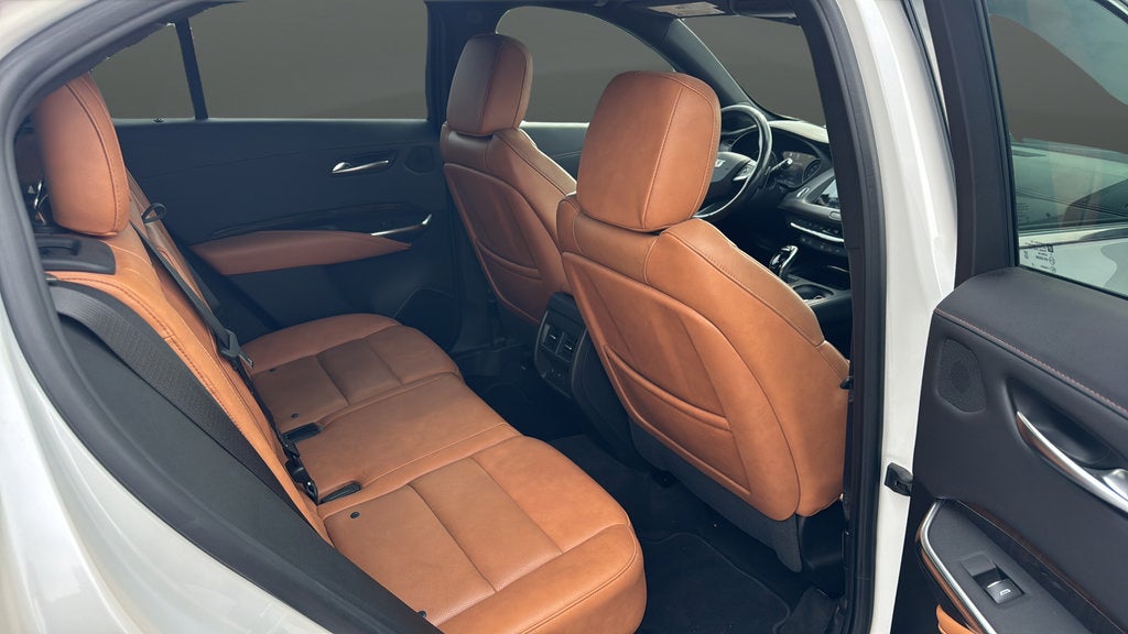 2023 Cadillac XT4 AWD Premium Luxury