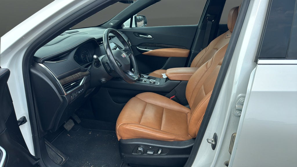 2023 Cadillac XT4 AWD Premium Luxury
