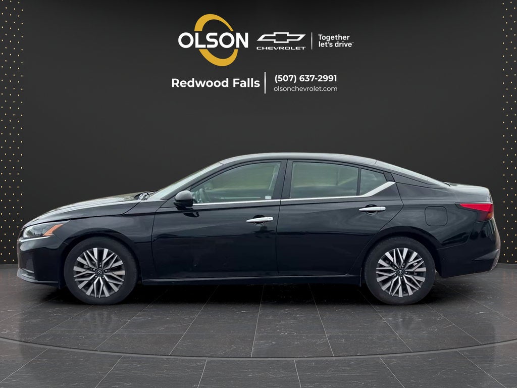 Used 2023 Nissan Altima SV with VIN 1N4BL4DV1PN348566 for sale in Redwood Falls, Minnesota