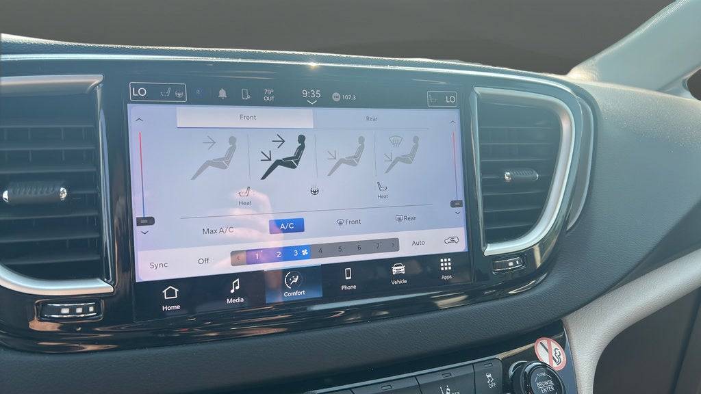 2023 Chrysler Pacifica Touring L