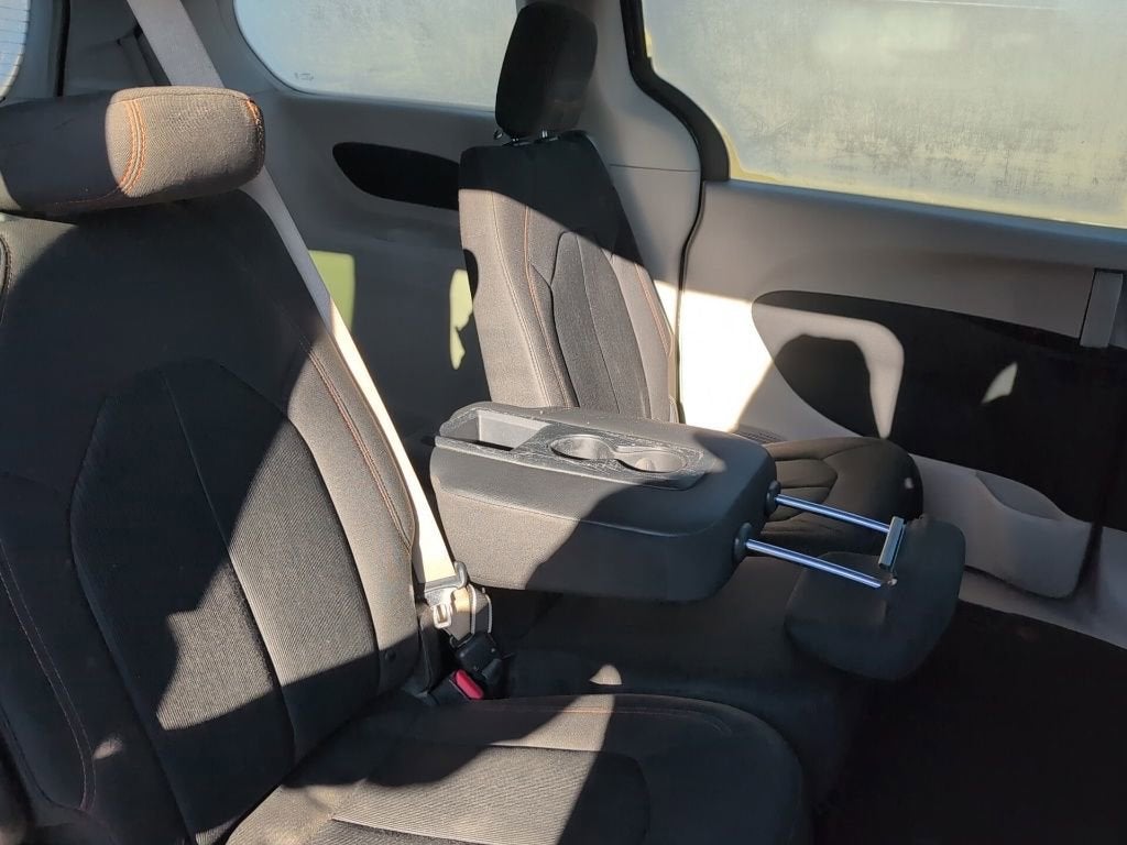 2017 Chrysler Pacifica LX