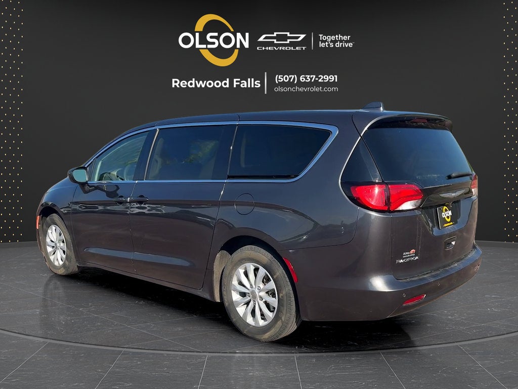 2017 Chrysler Pacifica Touring