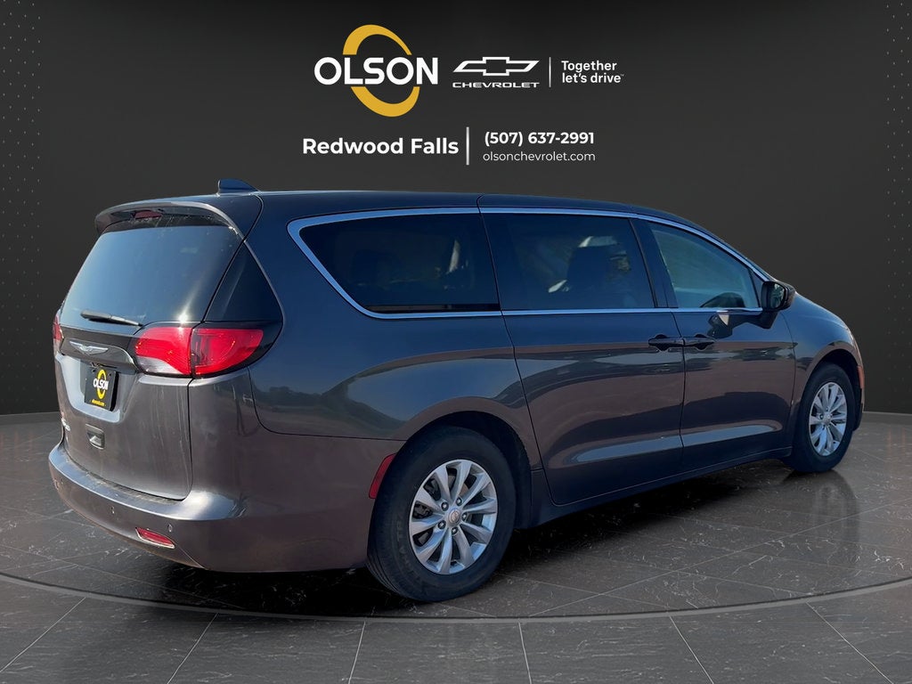 2017 Chrysler Pacifica Touring