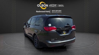 2019 Chrysler Pacifica Touring L Plus