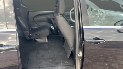 2024 Chrysler Pacifica Touring