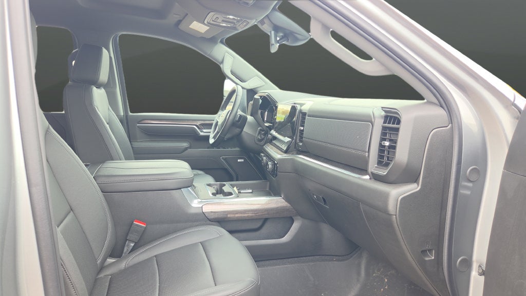 2025 Chevrolet Silverado 3500 HD LTZ