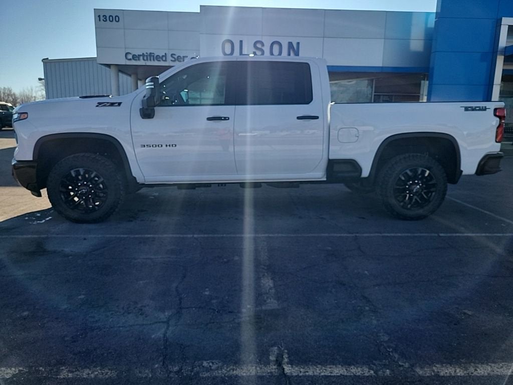 2026 Chevrolet Silverado 3500 HD LTZ