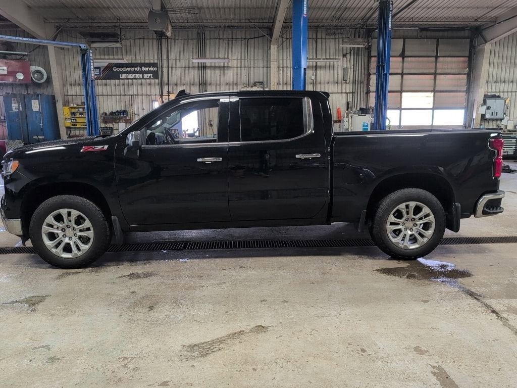 Used 2023 Chevrolet Silverado 1500 LTZ with VIN 2GCUDGEDXP1119022 for sale in Redwood Falls, Minnesota