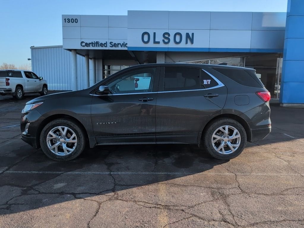 Used 2021 Chevrolet Equinox LT with VIN 2GNAXUEV2M6148389 for sale in Redwood Falls, Minnesota