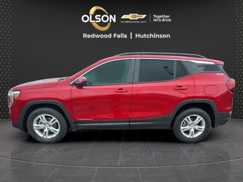 Used 2024 GMC Terrain SLE with VIN 3GKALTEG2RL129896 for sale in Redwood Falls, Minnesota