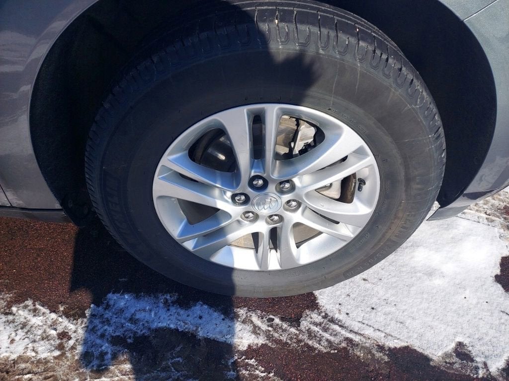 2021 Buick Enclave Essence