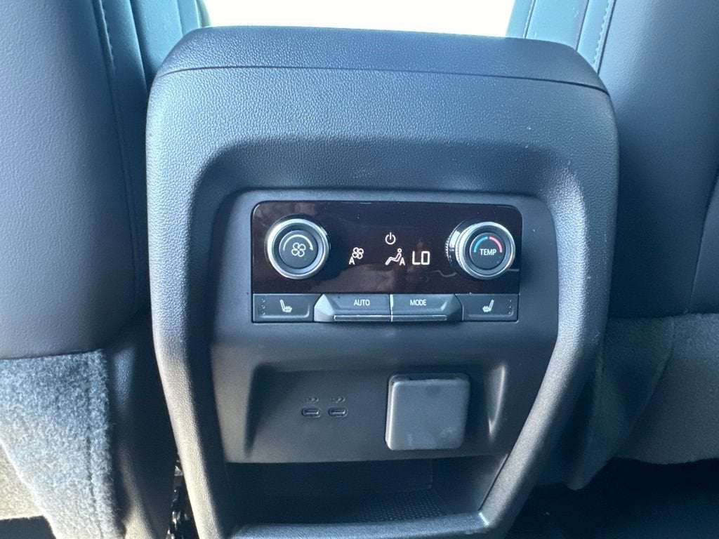 2025 Buick Enclave Avenir