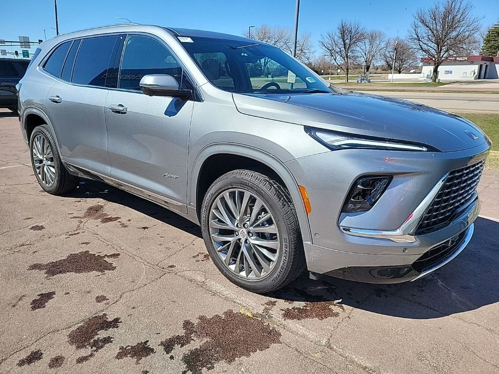2025 Buick Enclave Avenir