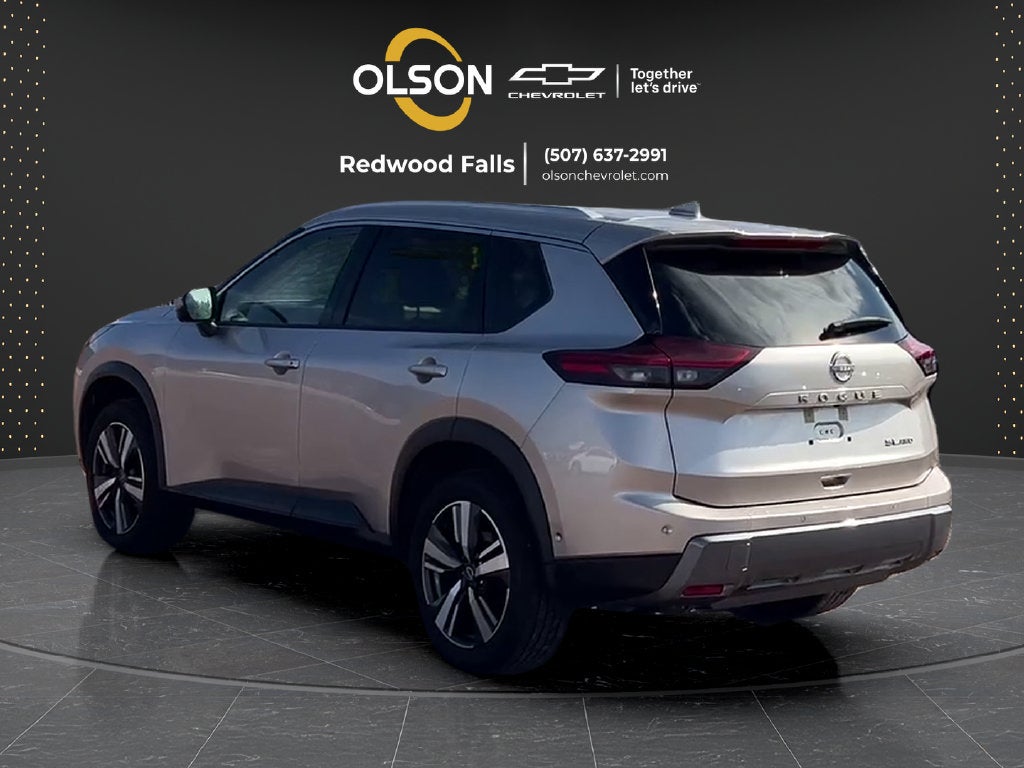 2024 Nissan Rogue SL