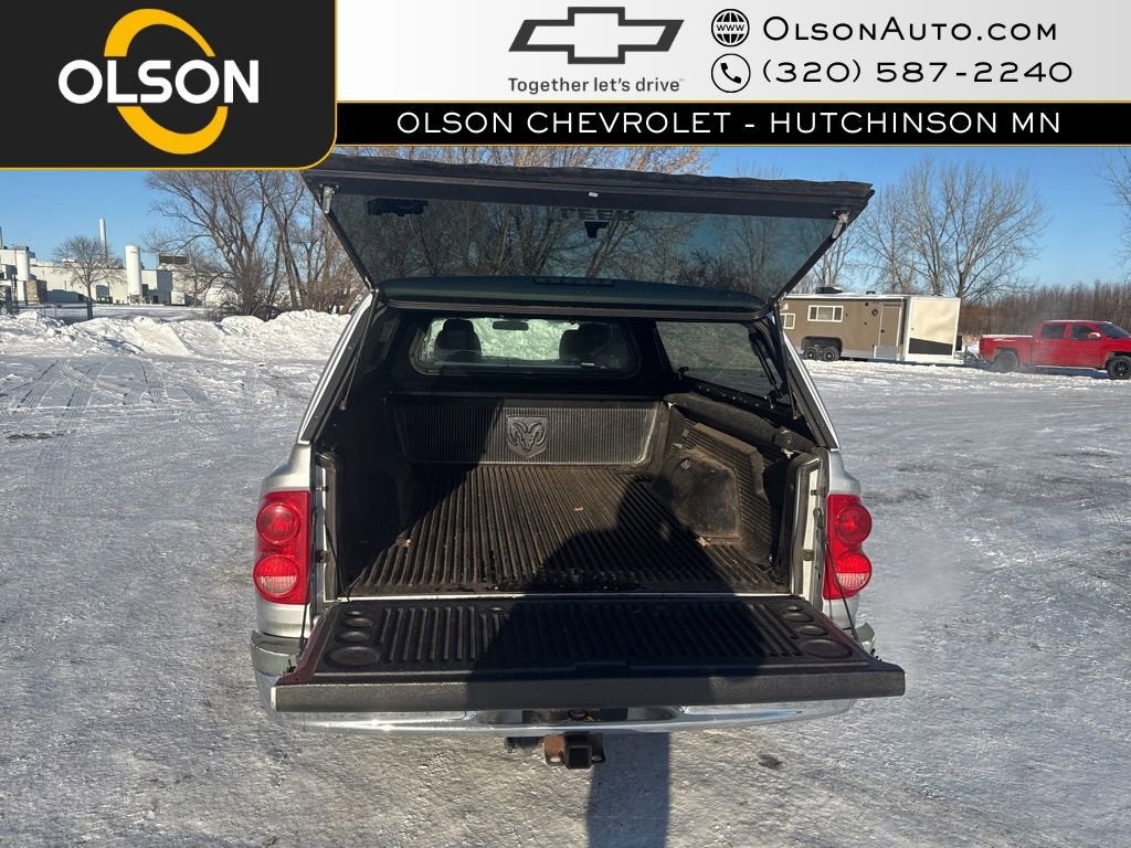 2005 Dodge Dakota SLT