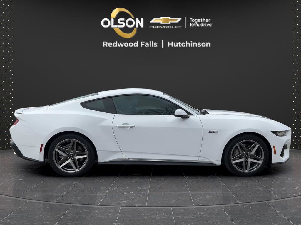 2024 Ford Mustang GT Premium Fastback