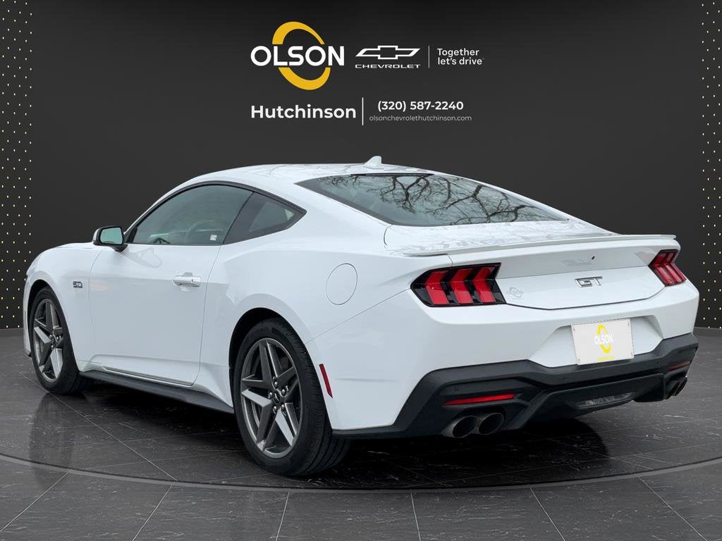 2024 Ford Mustang GT Premium Fastback