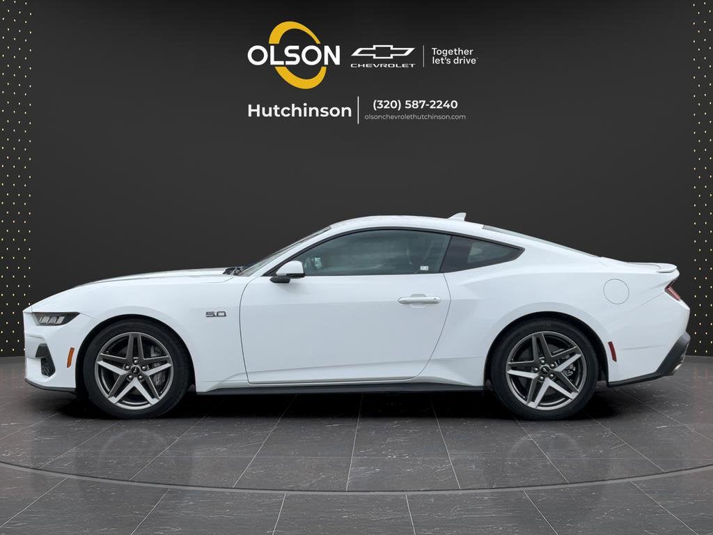 2024 Ford Mustang GT Premium Fastback