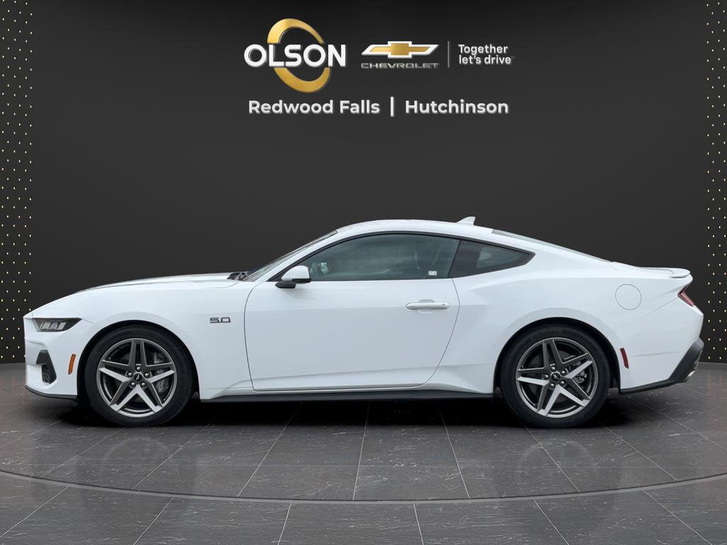 2024 Ford Mustang GT Premium Fastback