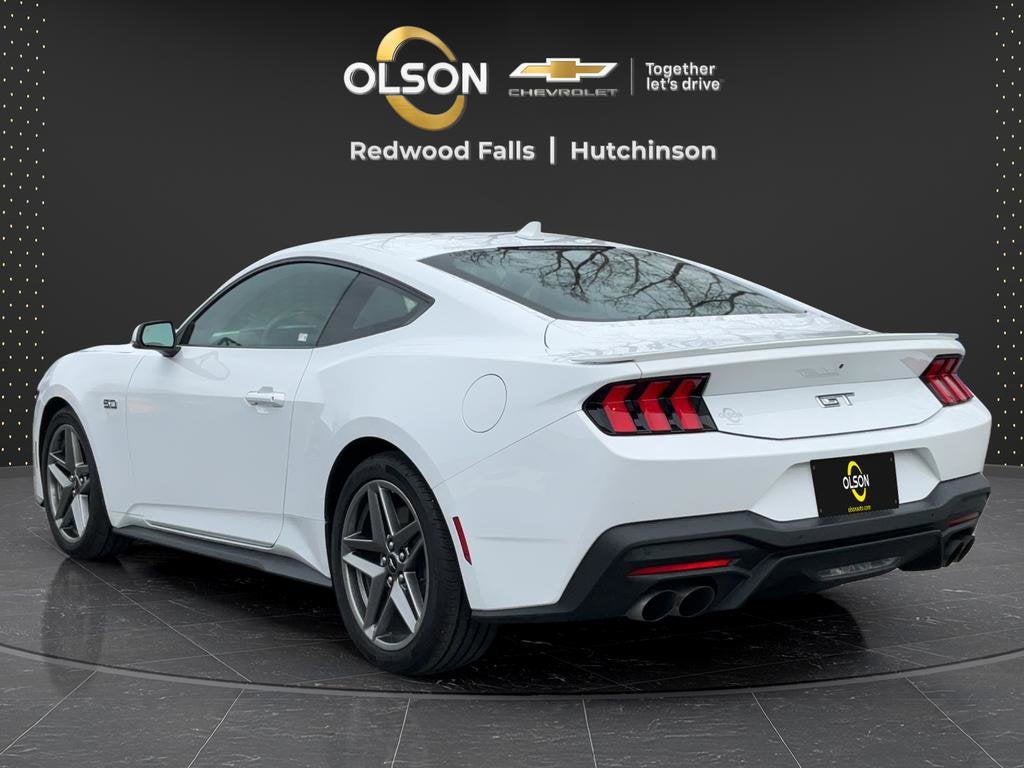 2024 Ford Mustang GT Premium Fastback