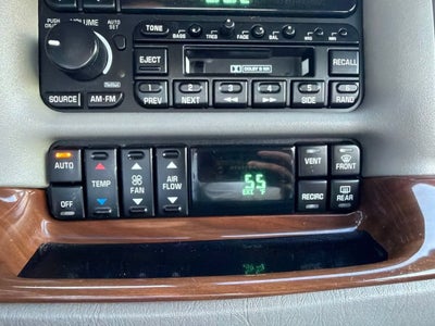 2002 Buick Park Avenue 4dr Sdn