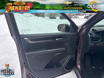 2025 GMC Acadia Elevation