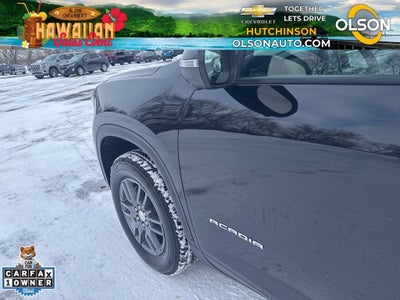 2025 GMC Acadia Elevation
