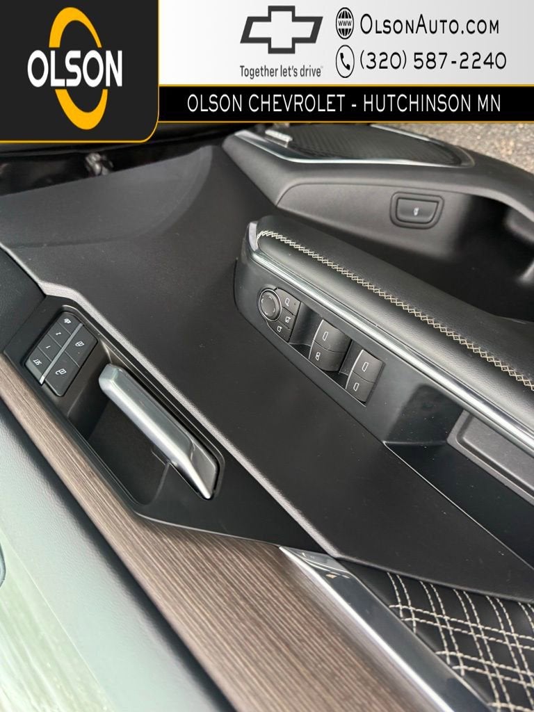 2024 GMC Acadia Denali