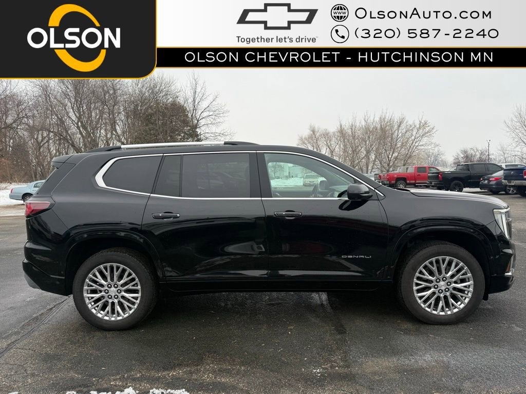 2024 GMC Acadia Denali